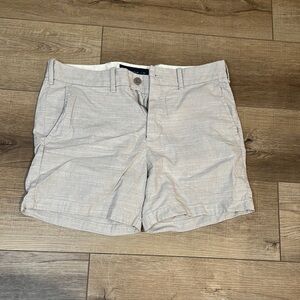 Abercrombie 5” Men's Tan Stretch Shorts